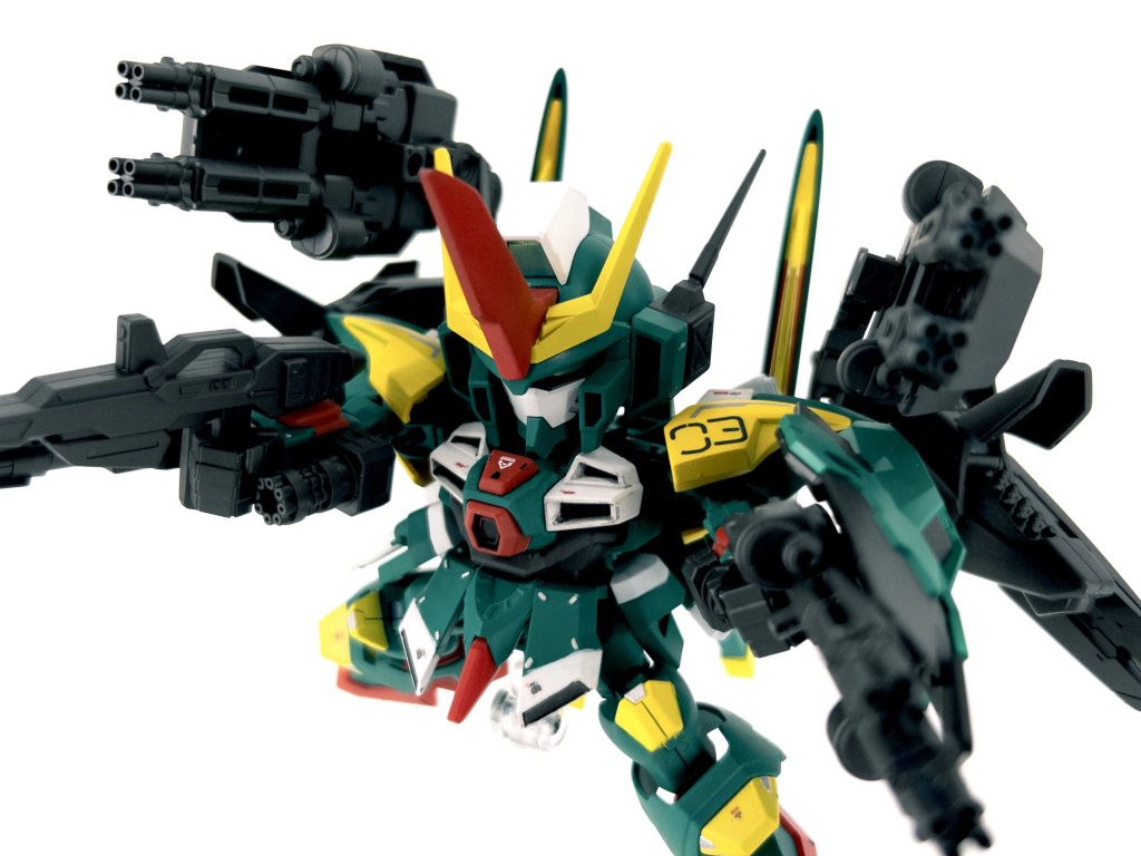 トルネードガンダム部分はほぼそのまま制作。表面処理と塗装をしっかりやる事だけ心掛けました。あと質感。