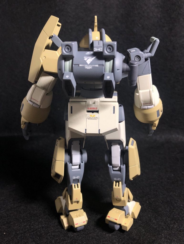 背面デカールの一部は水星の魔女デカールを使用しています。