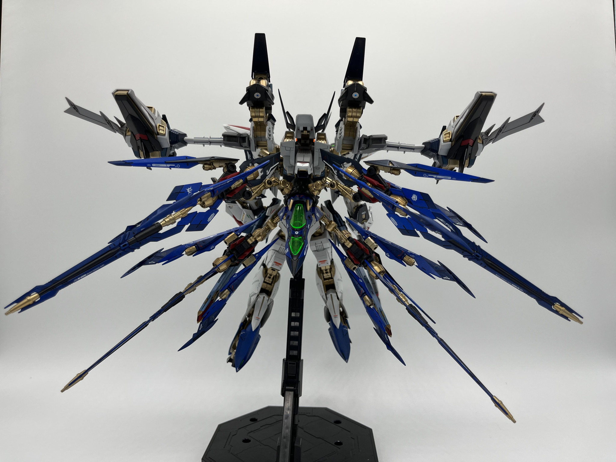 ストライクエクリプスガンダム ライジン装備｜PIXYさんのガンプラ作品