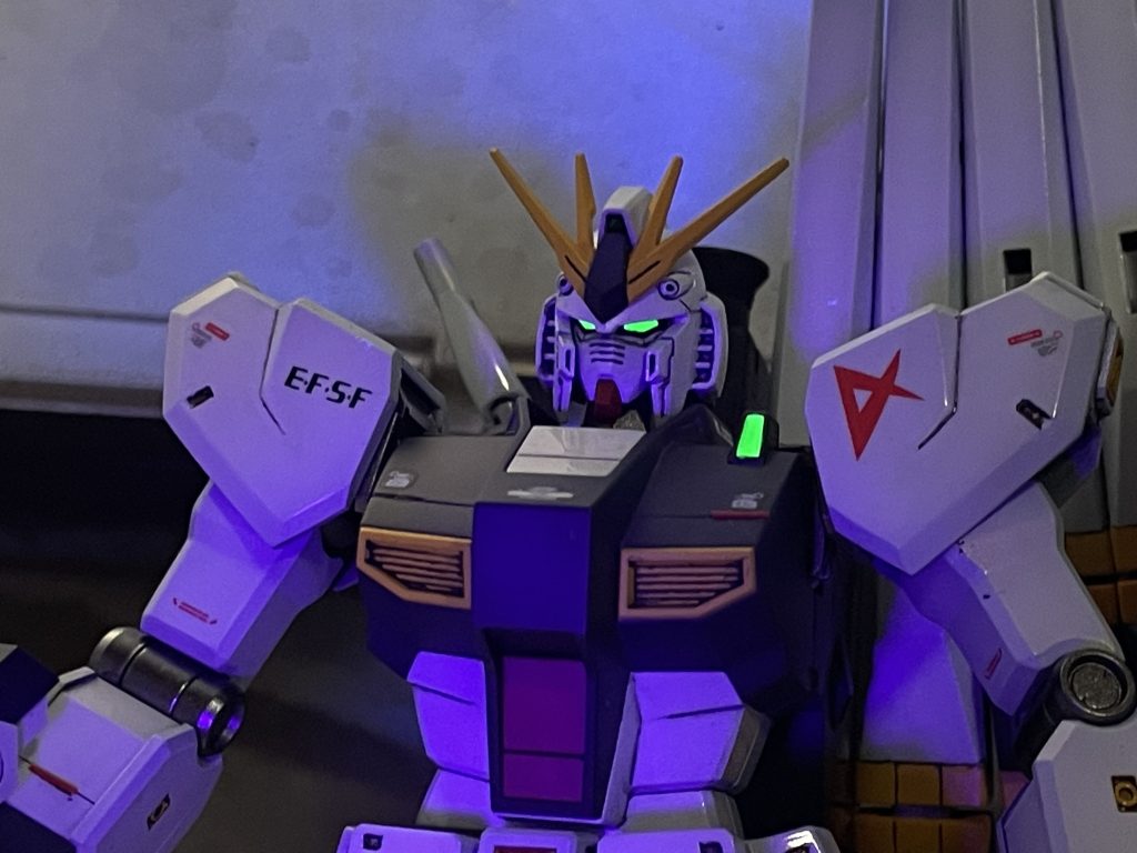 蛍光塗料でビコーン