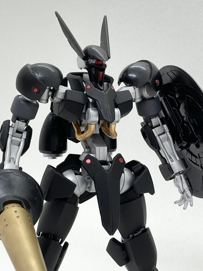 武器をランスに変更して3dメタリックシールを追加しました。