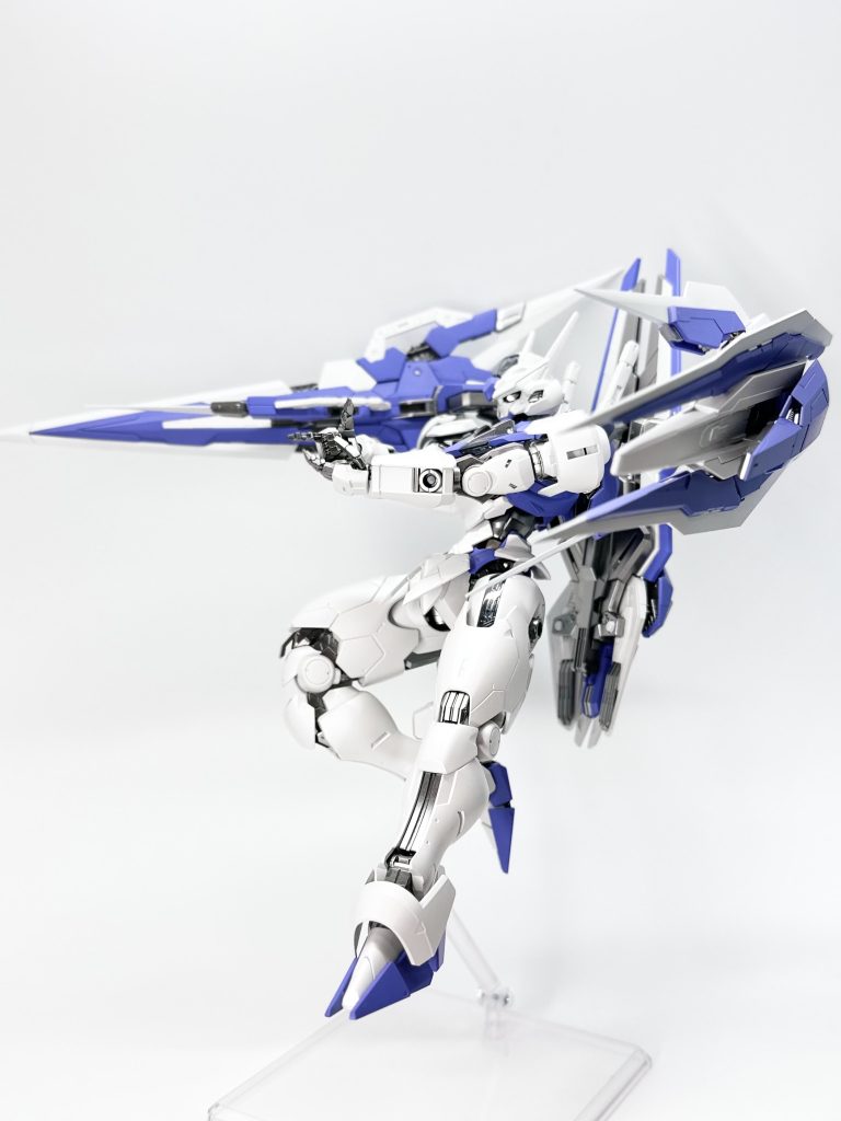 3Dプリンタ製の指差しパーツ。全身のビットを狙い撃つイメージ。