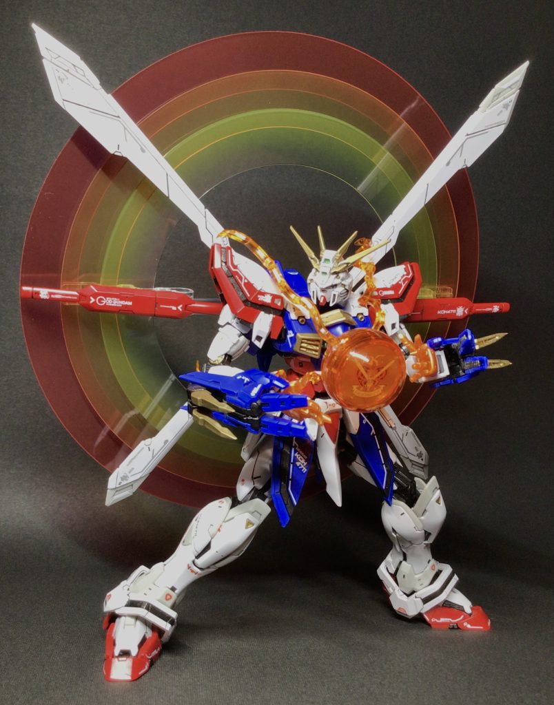 今回はゴッドガンダム+拡張セットでたくさんの写真が撮れました。ちょっと工夫をして、撮影してみたつもりです。最後までご覧いただき、ありがとうございました。