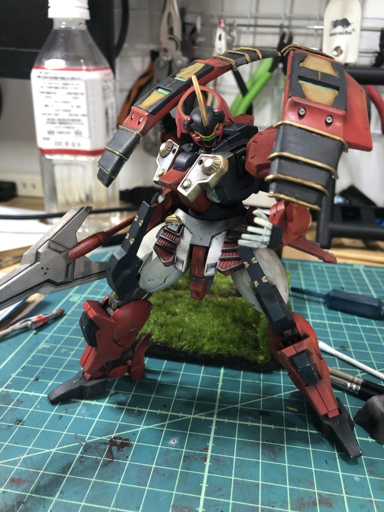 本体完成時いつも机の上で適当に撮った写真の方がなんかいい感じ