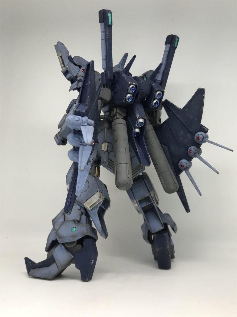 バックショットバトオペ2はプレステ4で以前そこそこ遊びましたね〜無課金で🙄(ZZくらいまで?)バトオペ2とは…敵と味方に別れて6対6で戦うガンダムのTPS?のゲームです高性能MSが実装されはじめ、老化が進む私ではゲームスピードについていけなくなったのと、嫁が原神を始めてからPS4を占領され気味で辞めてしまいましたが…😭Switchも娘に持っていかれたので、私が自由に使えるゲーム機は3DSやゲームキューブだけになってしまいました😨(笑)