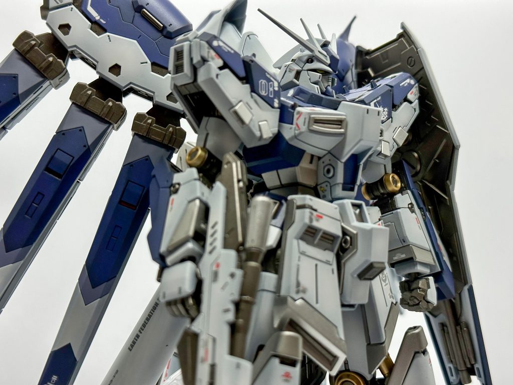 Hi-νガンダム　黒立ち上げ全塗装–5枚目/制作者：ズミモフ