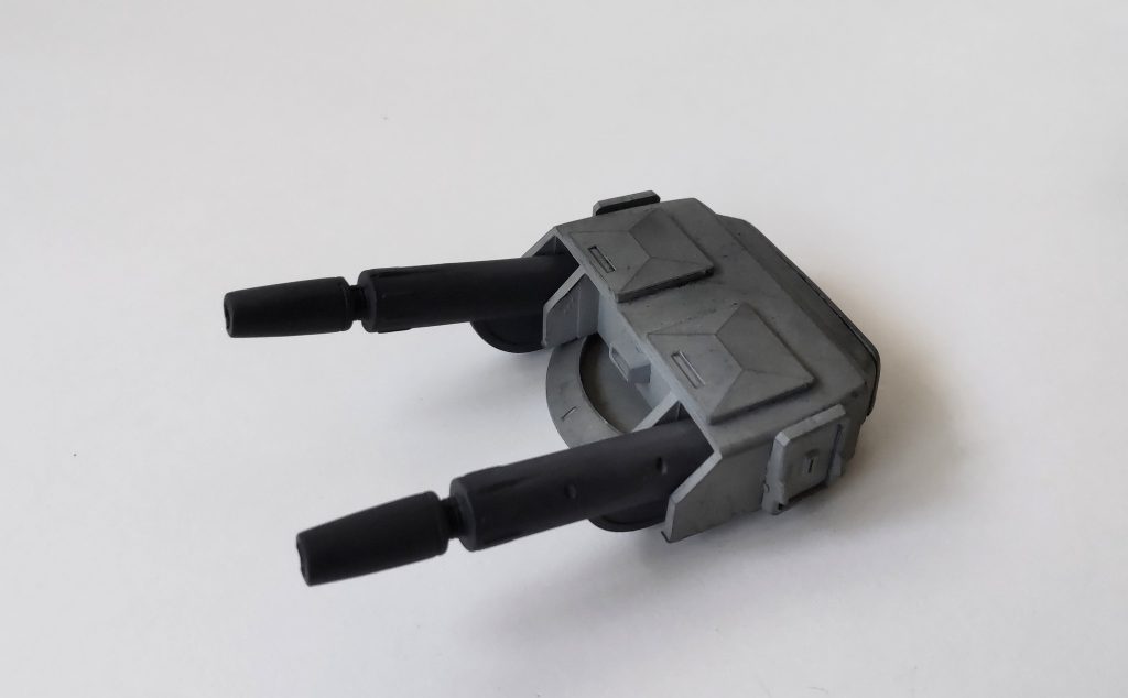 そしてもう1つの主役「トーチカ」です！これもガンプラです。というのも旧キットMSVのガンキャノンⅡから拝借し作りました。モナカ胴体の背面側に使用しないキャノンを使ってます。