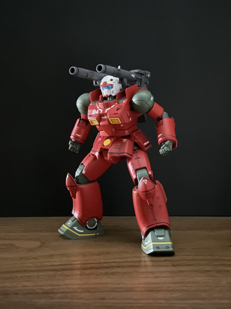 カラーリングはファーストのアニメカラーを意識して、本体グレー部はグリーングレーで塗装しています。