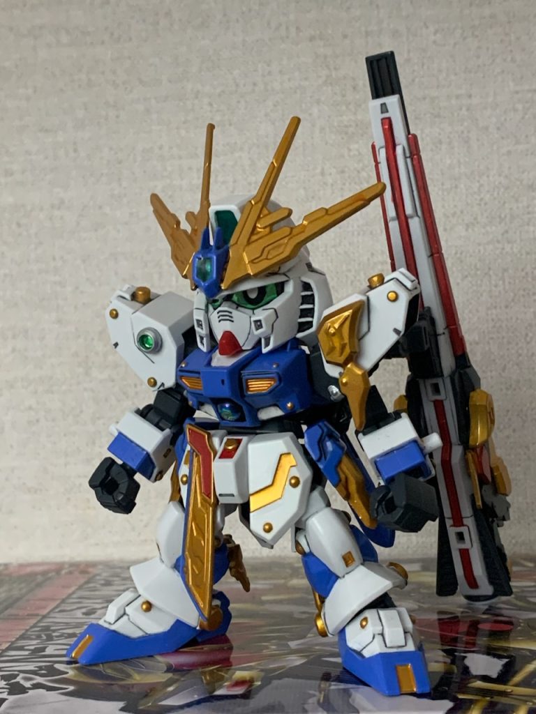 福岡ニューガンダムをモチーフにしたSDガンダムです。