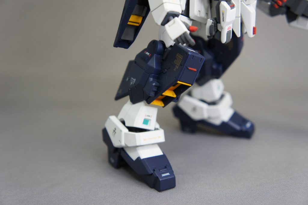 こちらもプラ板やスジボリ、デカールなどでディティールアップしています。