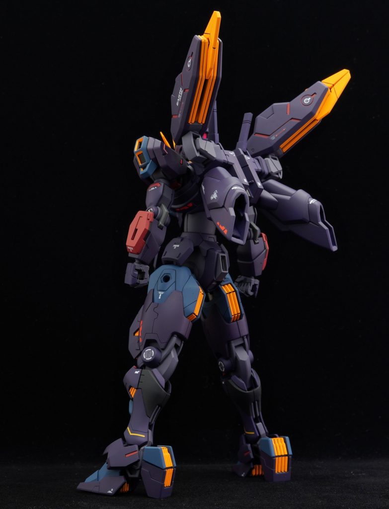 後ろです！正面は合わせ目を消しましたが、後はほとんど段落ちモールド化にしました💡