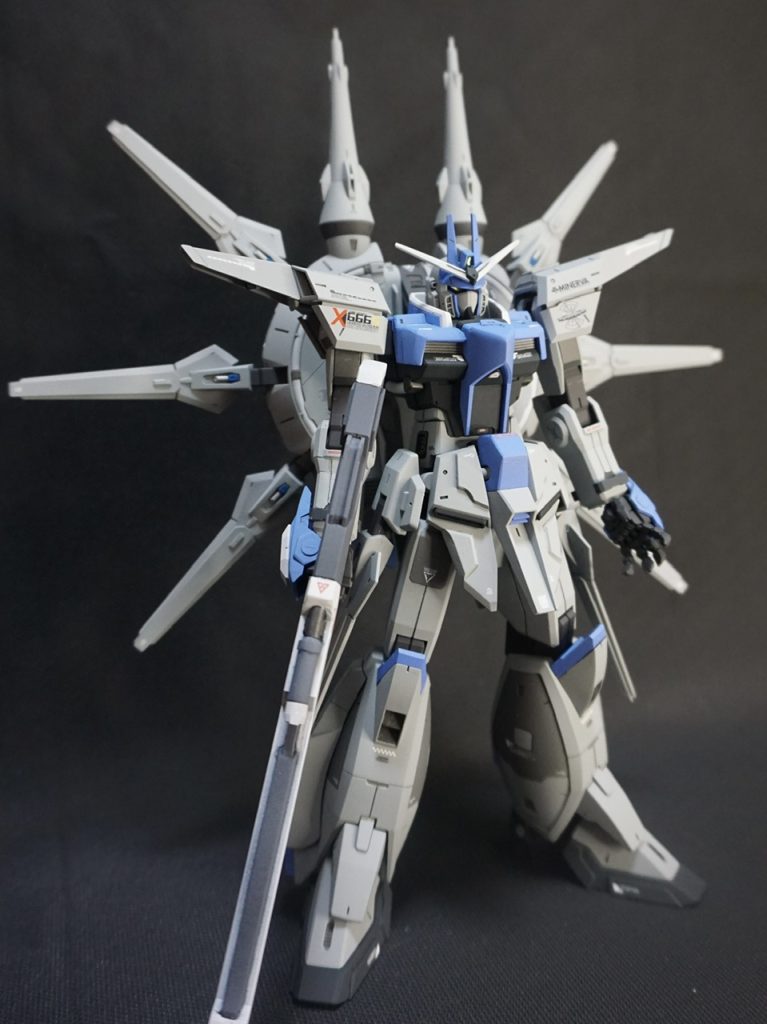 アニメ設定のカラーリングも好きですが、イベント参加もしたかったのでオリジナル設定で青軍に入隊。