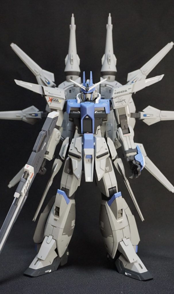 このキットは足が長く、頭頂部から胴までが短く感じたので、スタイル改修を各部で自分好みにバランスをとってみました。