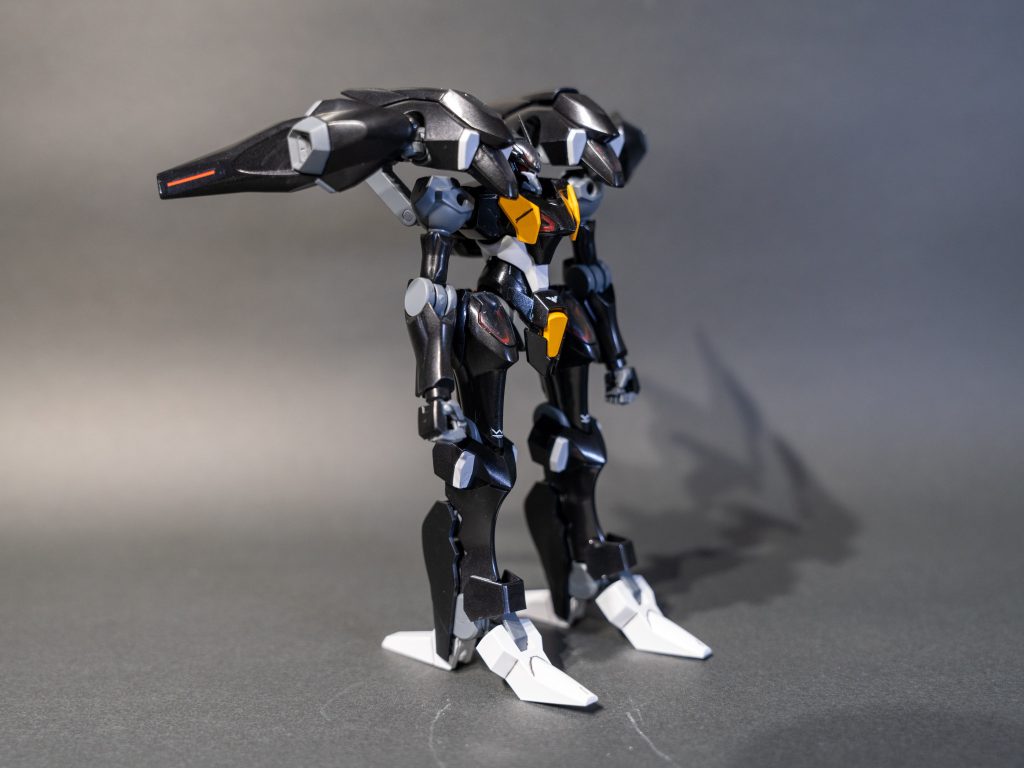 初めてのイージーペインター、初めてのアクリジョンでした。中々難しい...結構厚塗りしてしまって、間接はめる時とかキツキツでした。