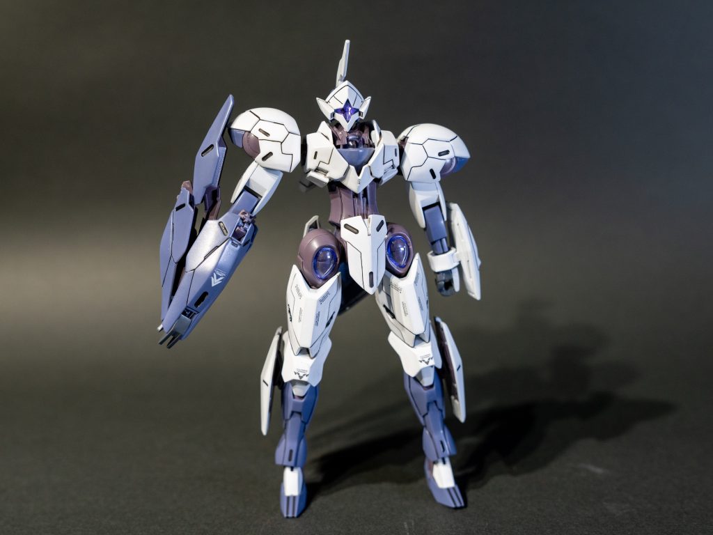 今回のミカエリスも、前回のファラクト同様https://gumpla.jp/hg/1457414イージーペインターとアクリジョンでの塗装です