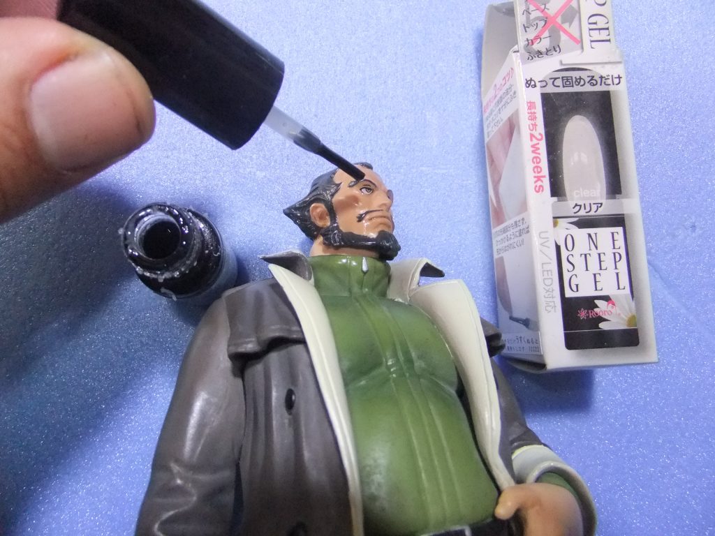 この画像はガチの確信犯デス😅つぶらな瞳に?UVコートデス😁ジンネマンとUVレジンマニキュアのアバンギャルドな絵面が・・・・・💦