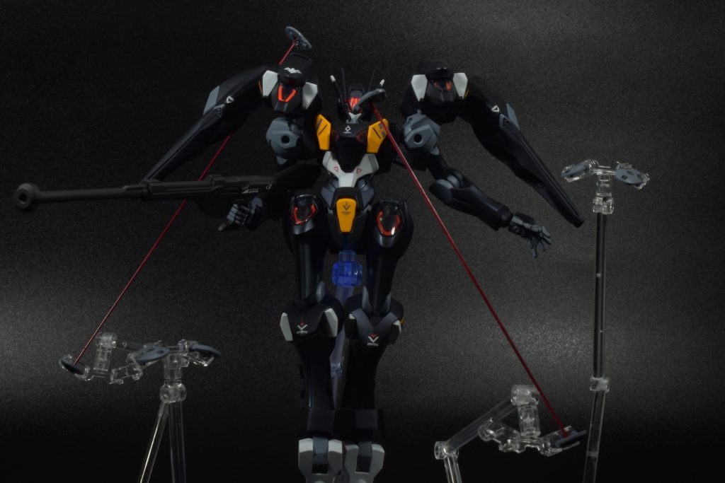 ガンビットのエフェクトは1mm真鍮線にプライマー吹いてグレーサフ→蛍光レッド→クリアーレッドで塗装蛍光レッドだけだと明るすぎた気がしたのでクリアーレッド吹いたけどブラックライトであんまり光らなくなってしまいました・・・