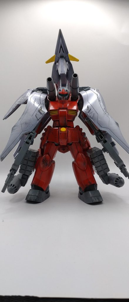 武装をもっと盛ってヒャッハーするのも吝かではないとか思いましたが、そも一年戦争の機体に盛りすぎるのもな、と思い控えめにしました。(過去の事例から目をそらす音)まあこうする時点で他に積みようがないというのもまた事実。