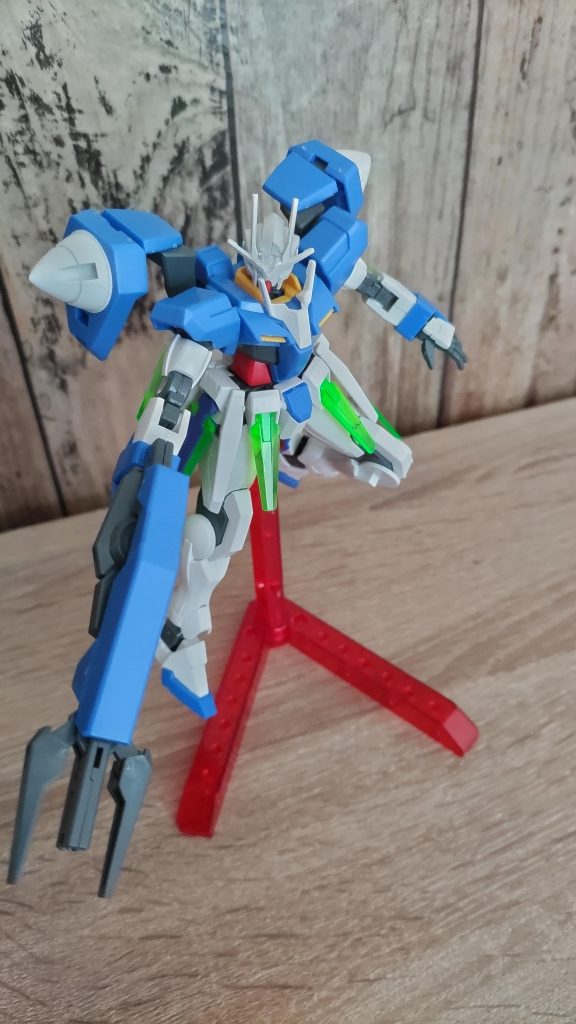 設定上、トランザムもFXバーストの両方が使えます。その2つのモードを合体させたのがトランザムFXという設定です。