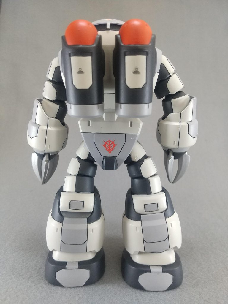 バックショット。今回はスジボリと色分けで情報量を増やす事を目標にしていたので、それなりにうまくいったと思います。