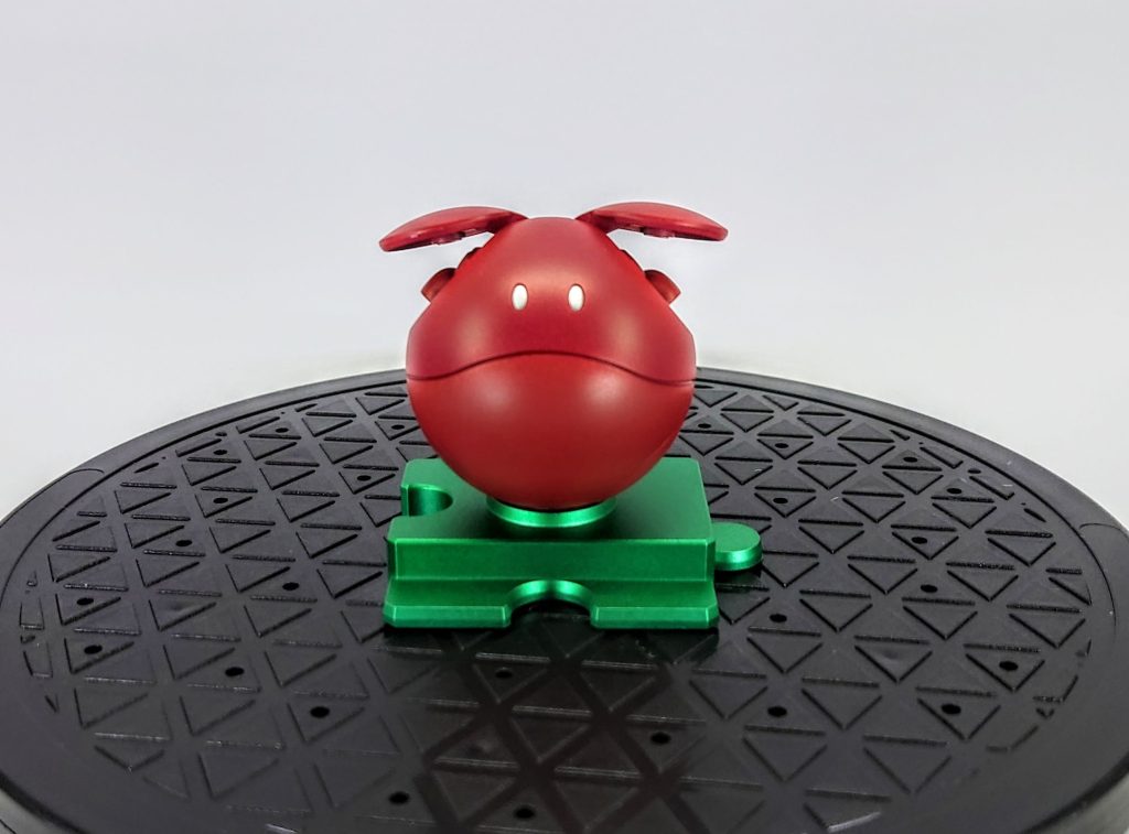 調色とか洗浄とかめんど…難しそうなので、ガンダムマーカーエアブラシによる塗装です。サフは必要ない気はしましたが、練習なので吹いています。