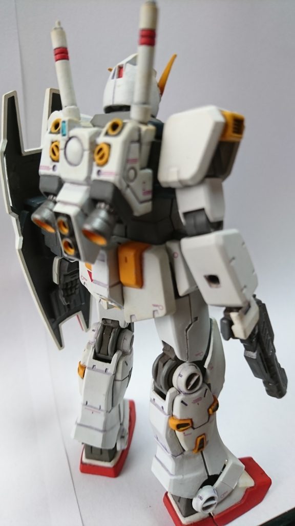 後ろ姿です。以上       ご覧いただきありがとうございました。良いGWを。