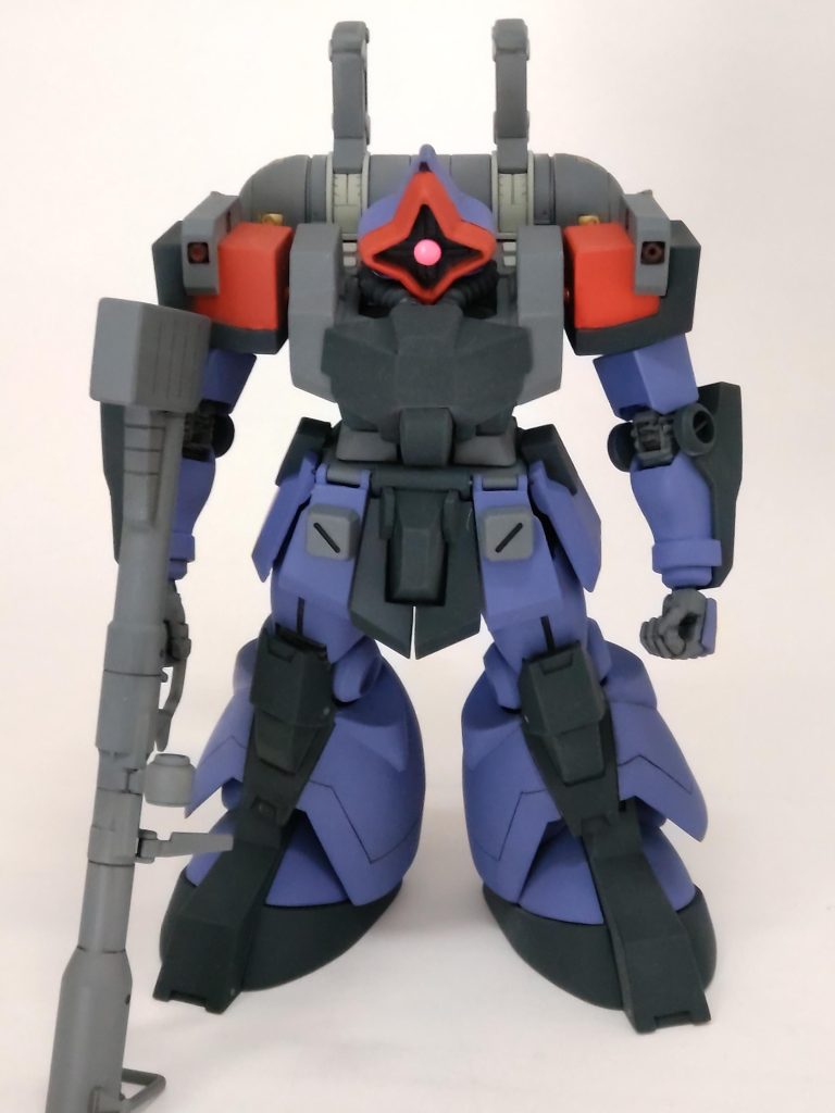 設定画とコミックを資料にしました。