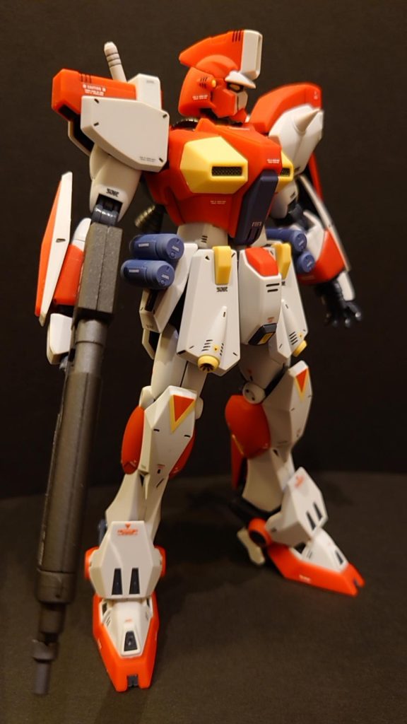 f90からフレームは一部流用、外装は殆どが新規です。