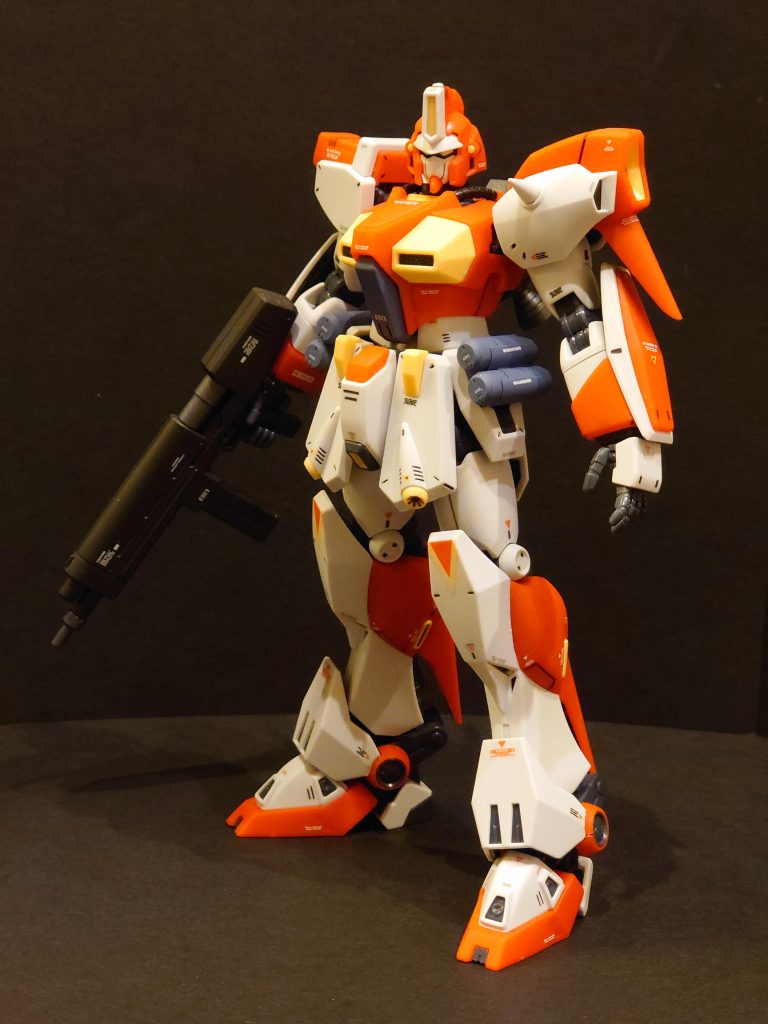 f90は自分が中学生くらいのときに作った思い出があって、懐かしさのあまりプレバンでポチったものです。出来上がってみると思った以上にコイツかっこいいなって満足してます。