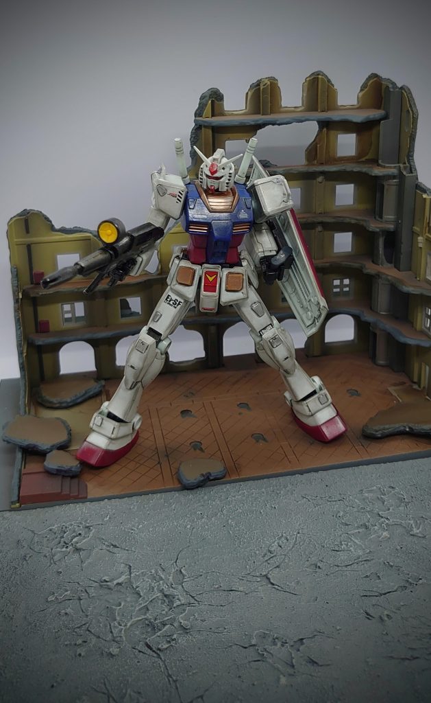 ORIGINは売っていないので、肩にMSGを付けてそれっぽく加工