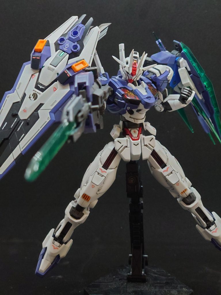 GNソードは使いたかったので改修型のライフルにつけました。