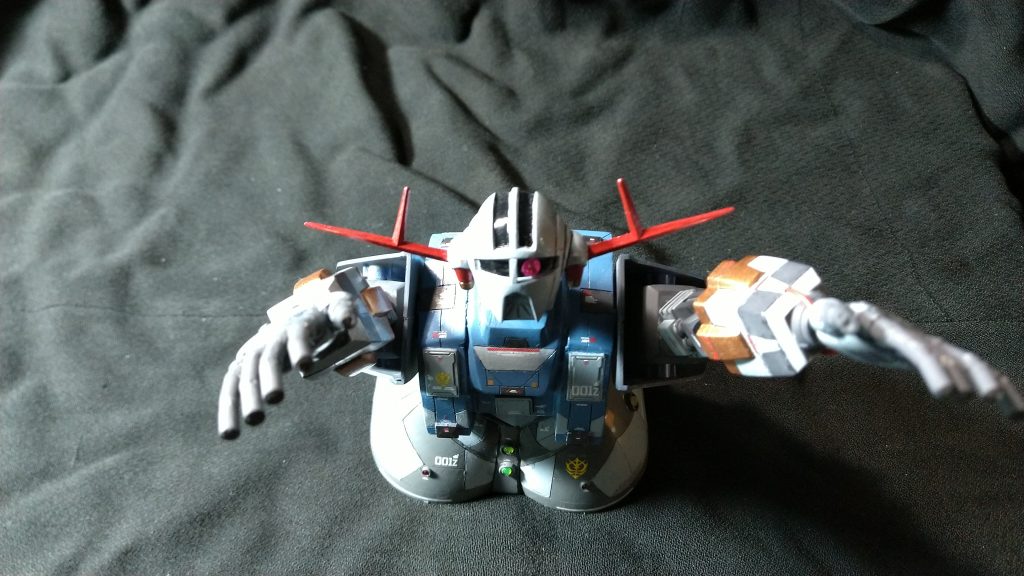 首も可動式にしたので例のポーズも出来ます‼️