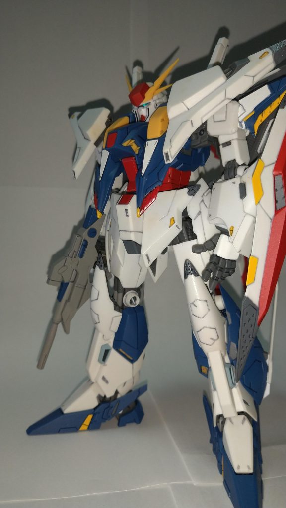 下から煽り。年代物で黄ばんでます。連休中に洗ってみます。(笑)