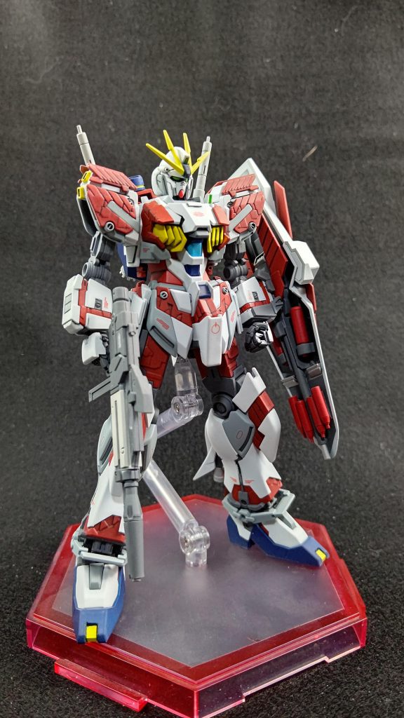 C装備状態シールドの内側は解体匠機のニューガンダムを参考に作り直しました