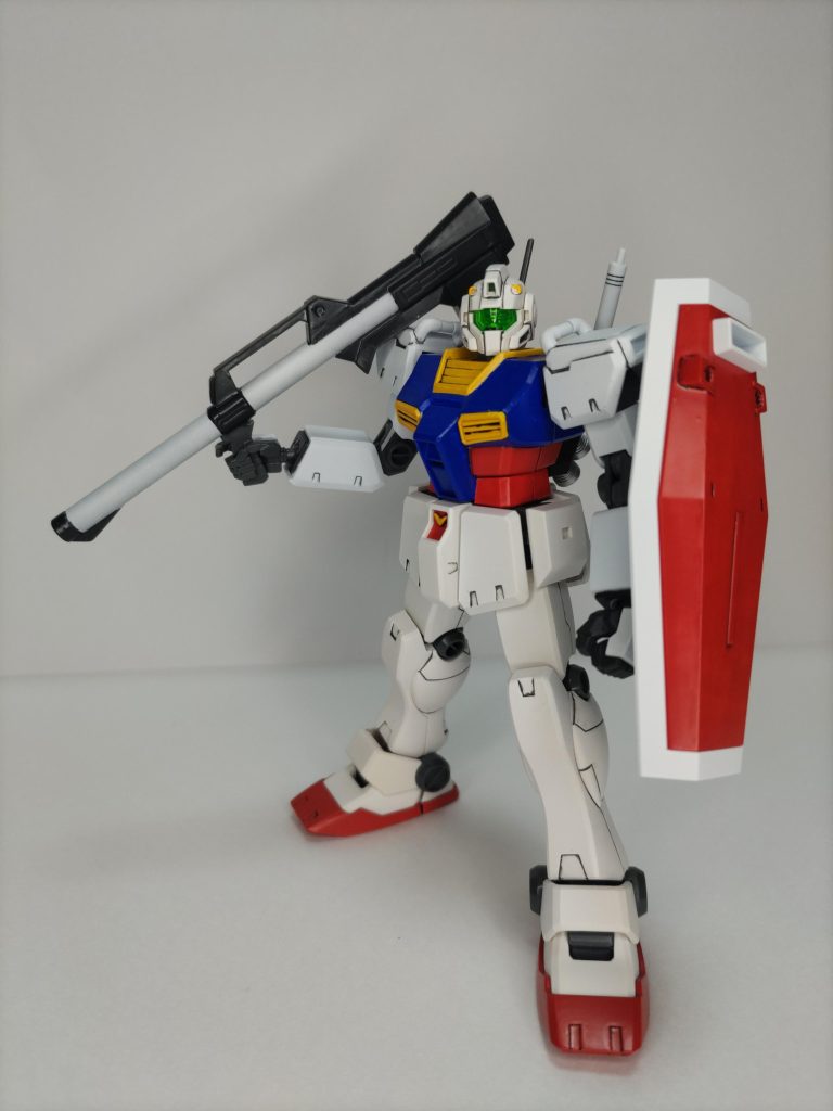 白い部分は白サフのみですが、腕だけ他より白いのが気になる方は、制作工程をご覧下さい。もっとしっかりサフを吹いておけばよかった…