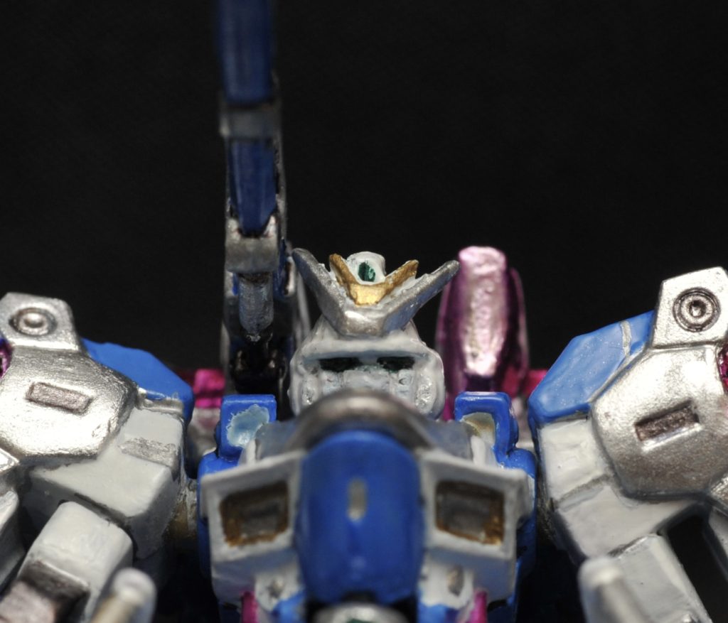 ツインアイ。※載せたい写真があまりに多く、製作工程欄まではみ出してしまいました(^^;