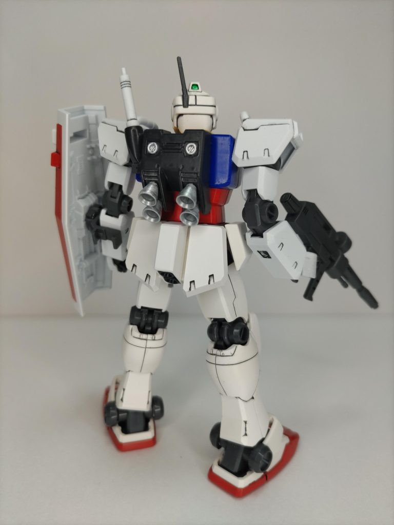 もともと違う色で塗る予定でしたが、制作中にいくつかネタを思いついたので、まずはコレから。