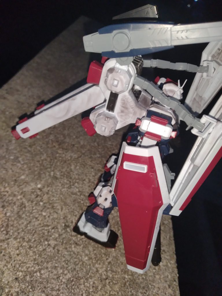 フルアーマーガンダム(サンダーボルト)–3枚目/制作者：友情ピエール