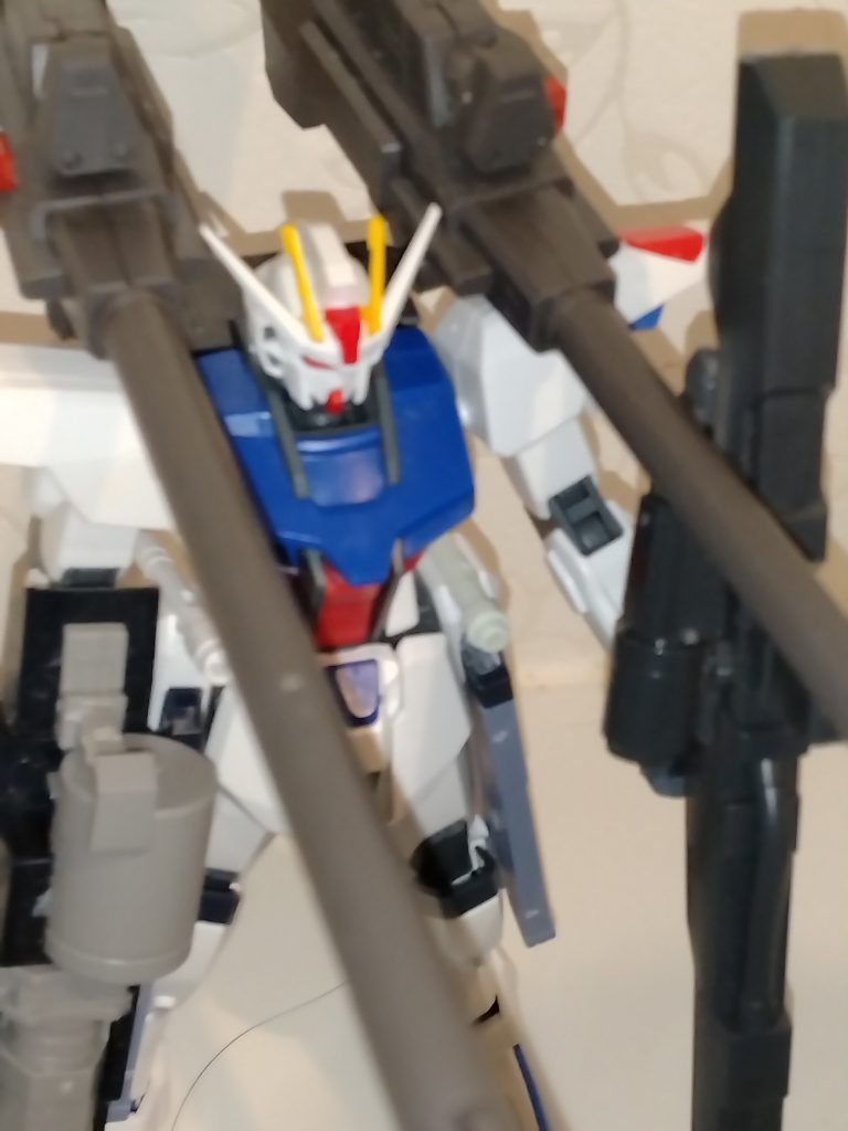 ストライクフルガンダム–2枚目/制作者：友情ピエール