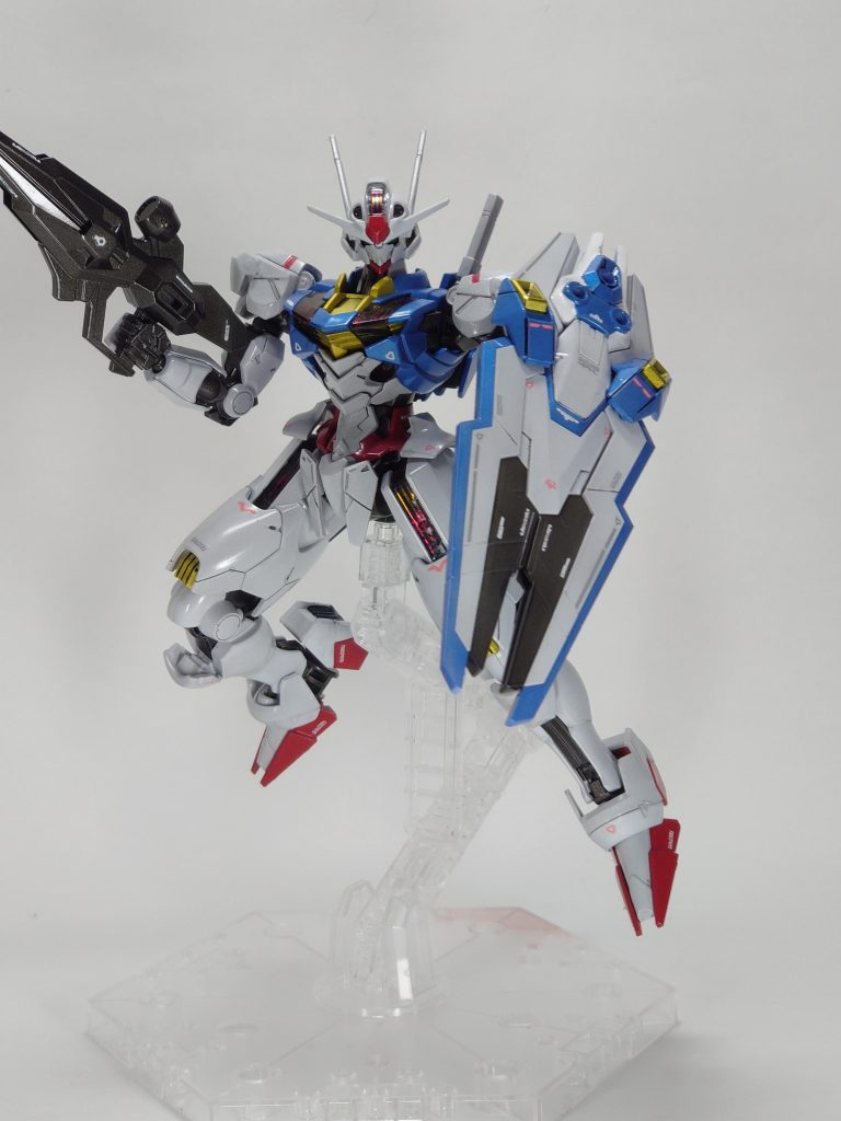 最後はシールドモードで一枚!完成後にガンビットを色々ガチャガチャ付けたり外したりするのは、塗装が剥げたりデカール取れないか若干心配になりますね💧最後のまでご覧いただき、ありがとうございました!!