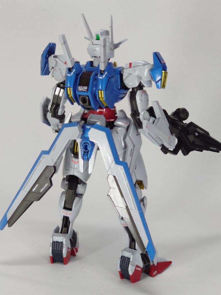 今回はちょろっと手を抜いて、合わせ目消しはやらなかったり、シェルユニットのシールをそのまま活かして使ったりしています。塗装やらデカールが早くやりたくなっちゃって飛ばしちゃいました😅