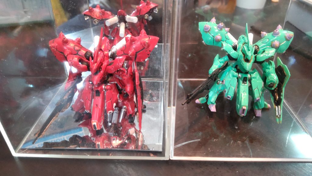 アーティファクトは小さいけど、精巧で、色塗るの楽しいです！飾るのもスペースとらないしいいですね‼️