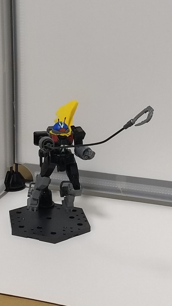 30mmのオプションパーツを同じような加工して作ったロープアーム。先をトゲ付き鉄球にすればスイングアームにもなる。