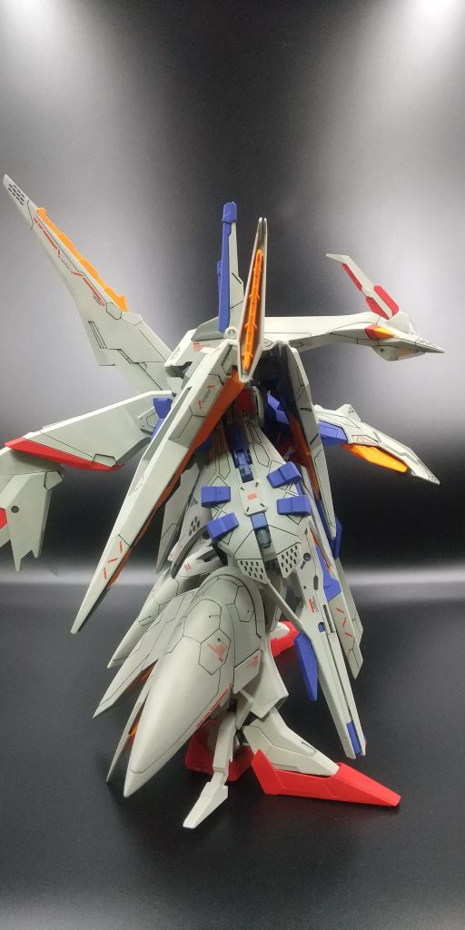 反対側の横からです。