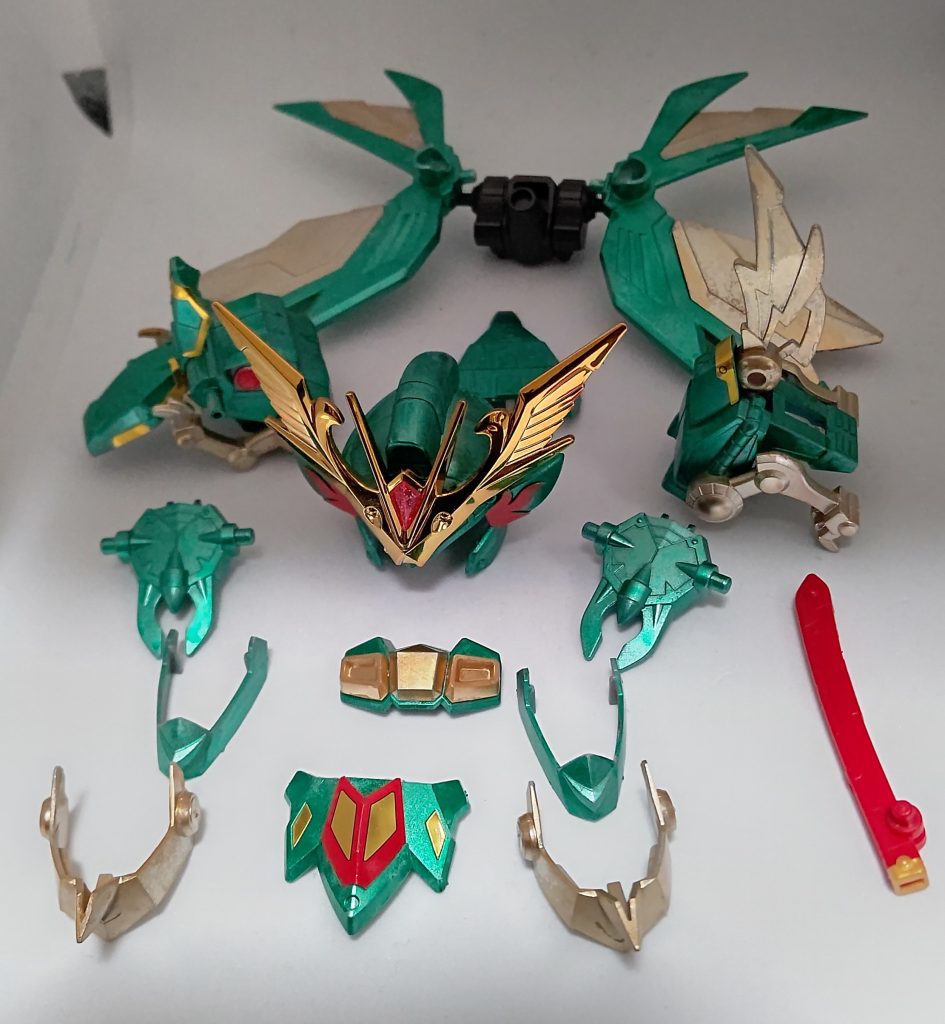 鎧一式がこちら。真駆参大将軍、ストライク劉備、飛駆鳥と、今じゃ手に入りにくBB戦士の鎧をこれでもかと使用しました(笑)。