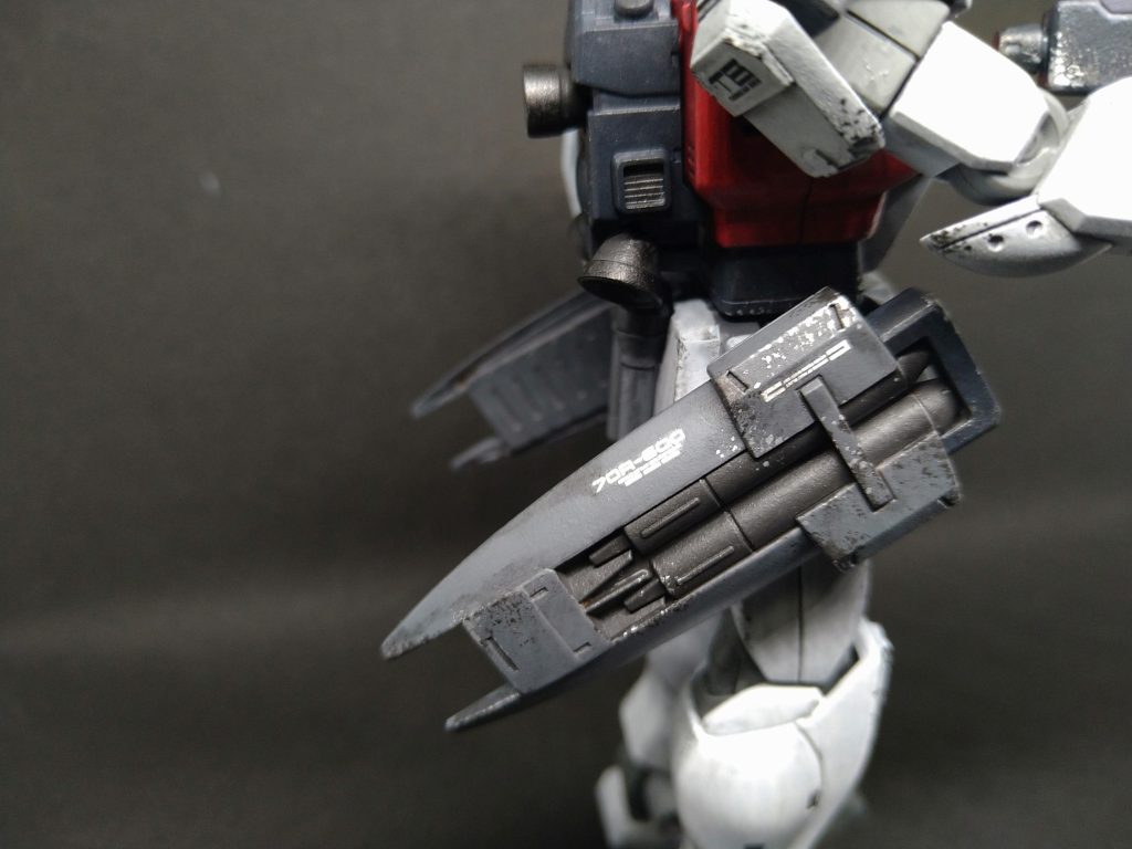 ジムⅢのミサイルポッドは正式には0088年のものですが、0079年にも似たような装備があっても良いかなと…(汗)