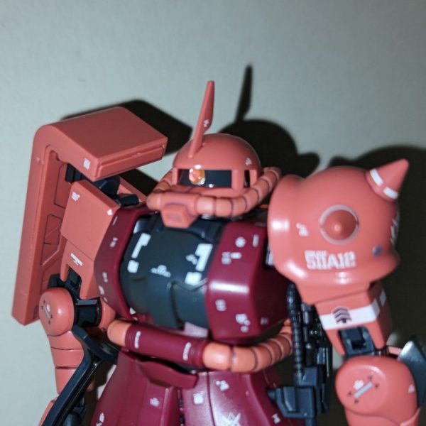 1/144シャア専用ザク(リバイブ版)