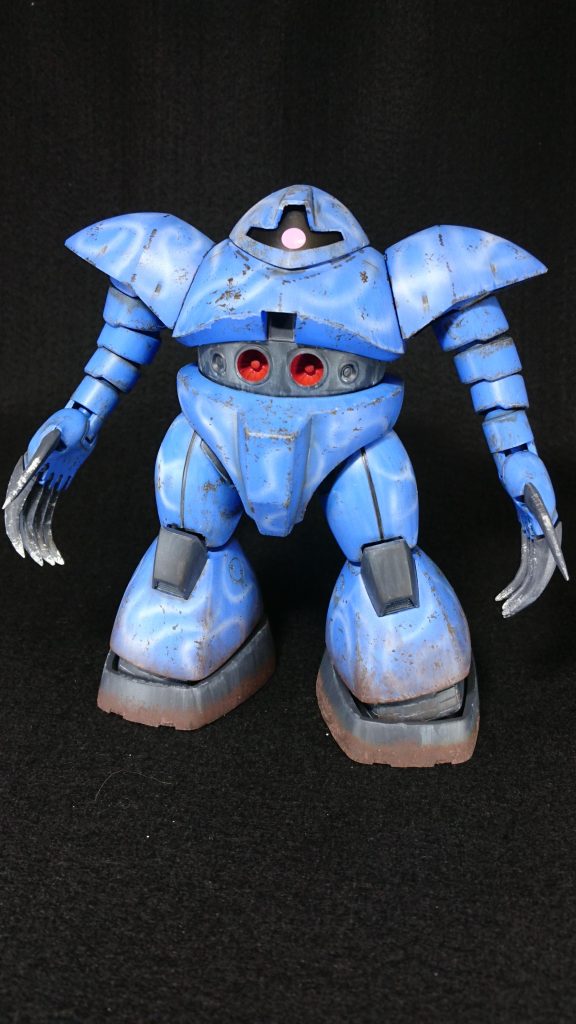 一通り塗装をしてチッピングや錆を施してからアクリルガッシュのホワイトを塗って乾いてからキムワイプで擦り落として水垢（塩？）を再現してみました(^_^;)