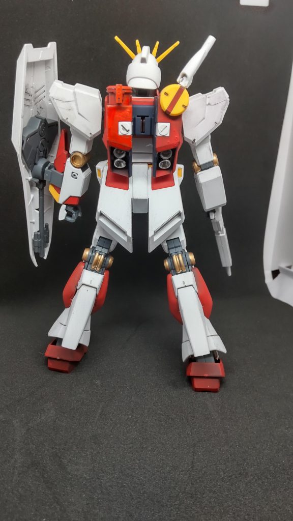 量産型？ニューガンダム–4枚目/制作者：ウナギ