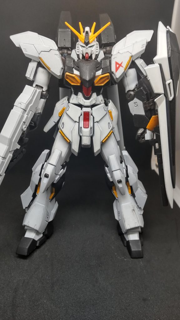 シナンジュスタインもカッコいいしνガンダムはイケメンなので思った通りかっこよくできました！